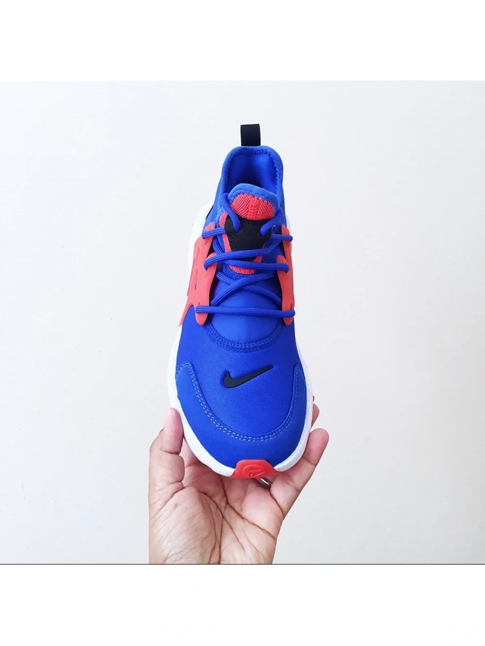 Nike React Presto Blue and Orange Hyper Royal Clay Sneakers Size 5.5Y / 7 Women